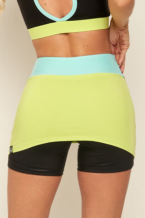 Conjunto Fitness Gambia Verde Shorts Saia